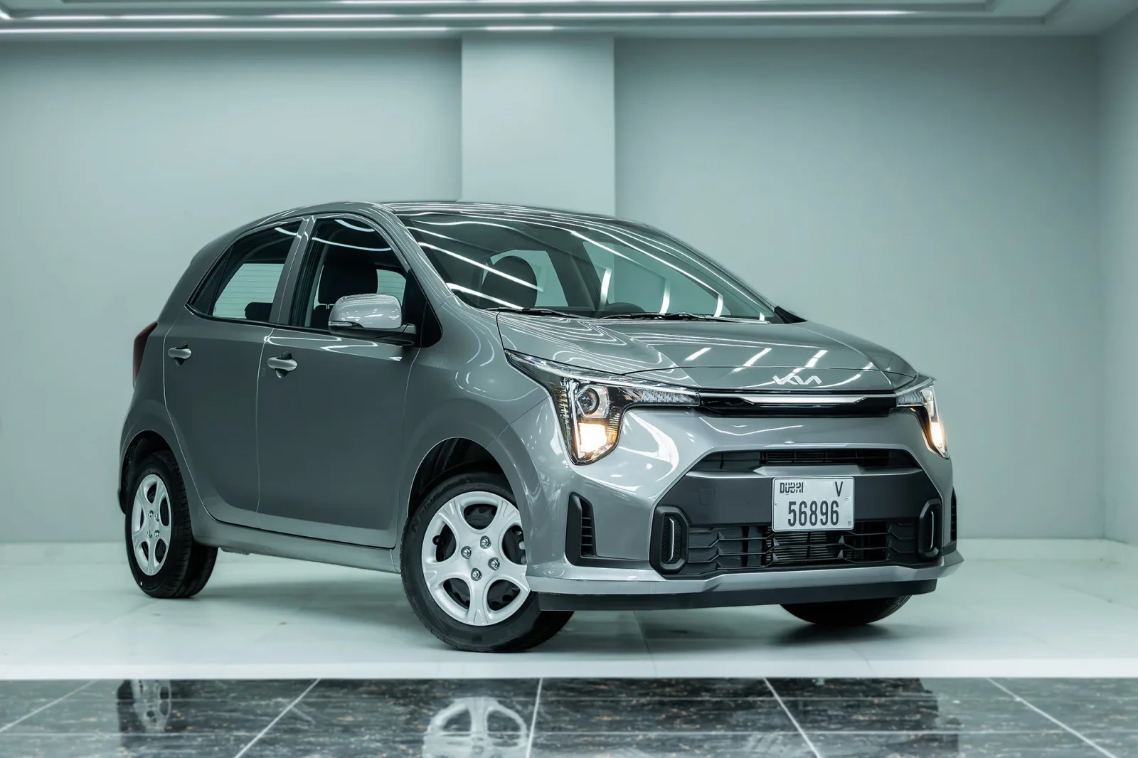 Аренда Kia Picanto  Серый 2026 в Дубае