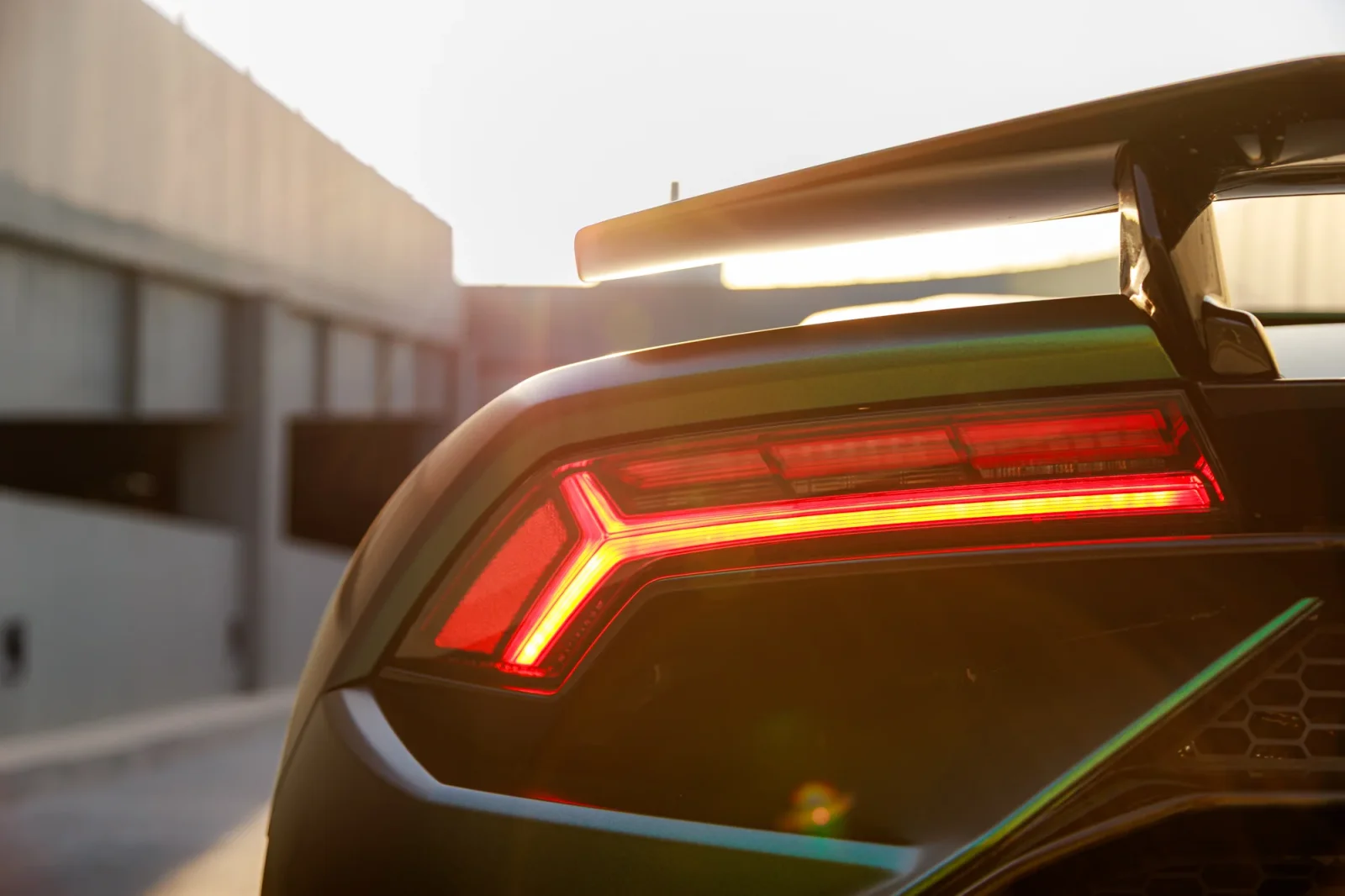 Alquiler Lamborghini Huracan Tecnica Verde 2023 en Dubái - 9 