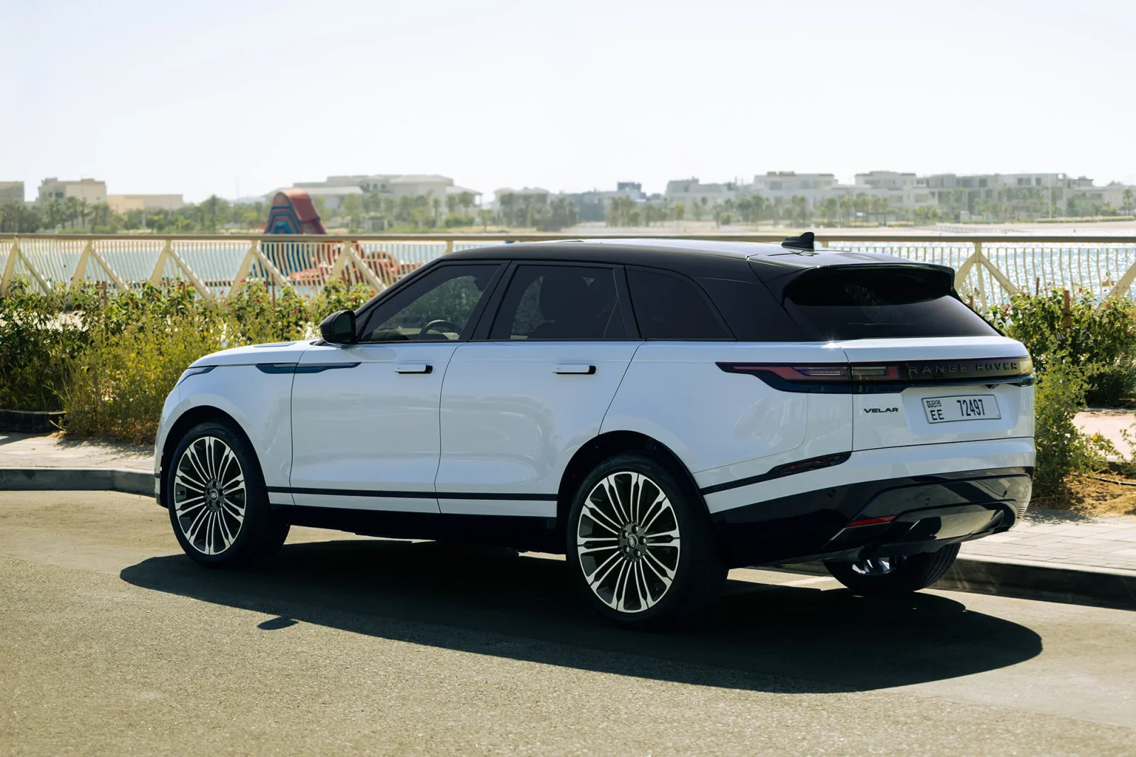 Affitto Land Rover Range Rover Velar  Bianco 2025 in Dubai - 9 