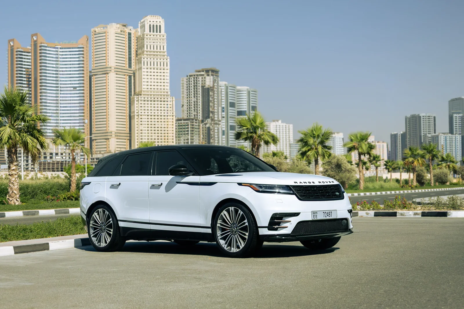 Affitto Land Rover Range Rover Velar  Bianco 2025 in Dubai - 10 