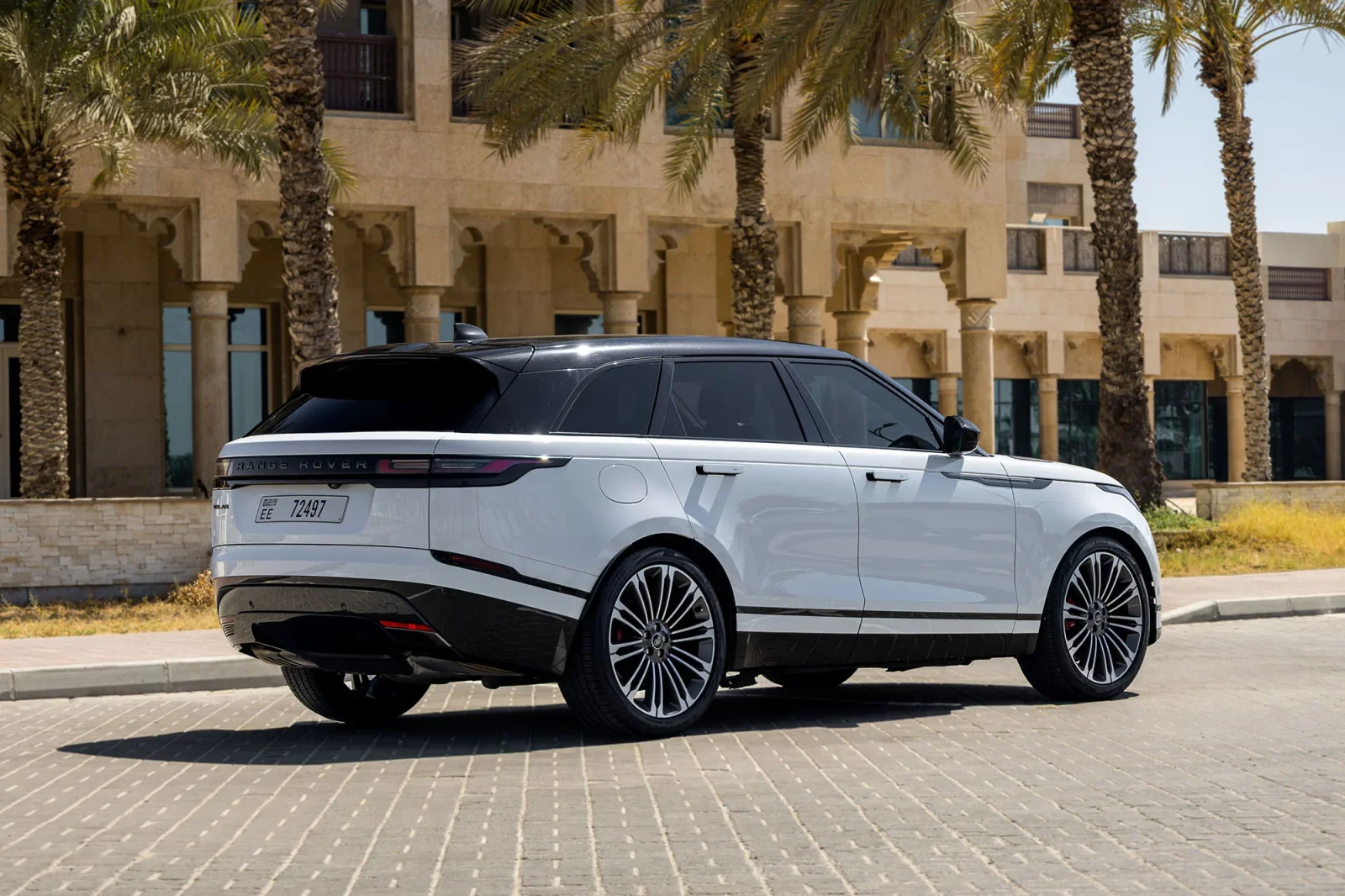 Affitto Land Rover Range Rover Velar  Bianco 2025 in Dubai - 11 