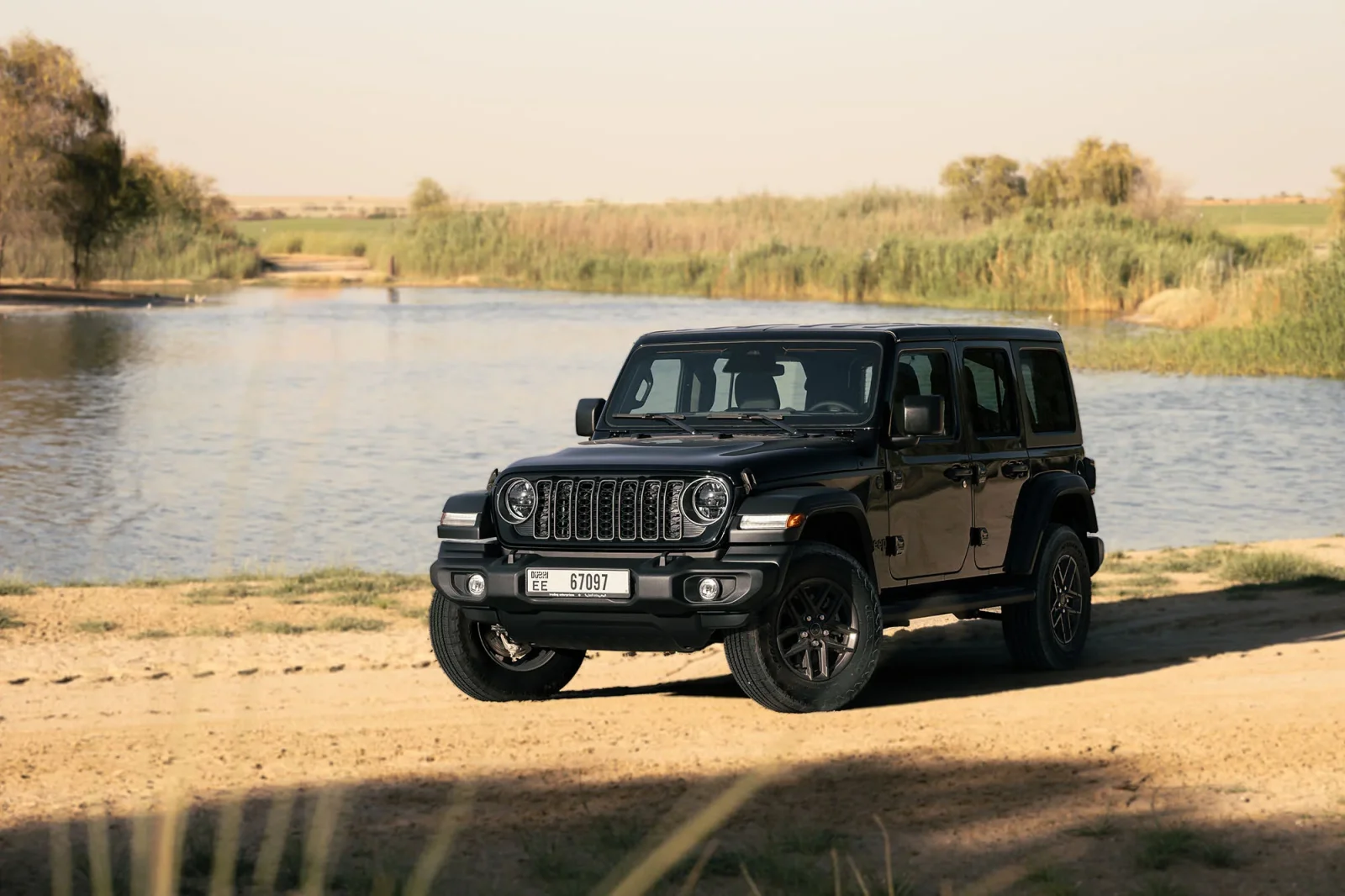Affitto Jeep Wrangler  Nero 2025 in Dubai