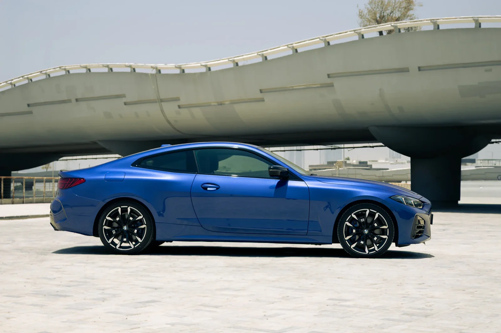 Alquiler BMW 4-Series 440 Azul 2025 en Dubái - 10 