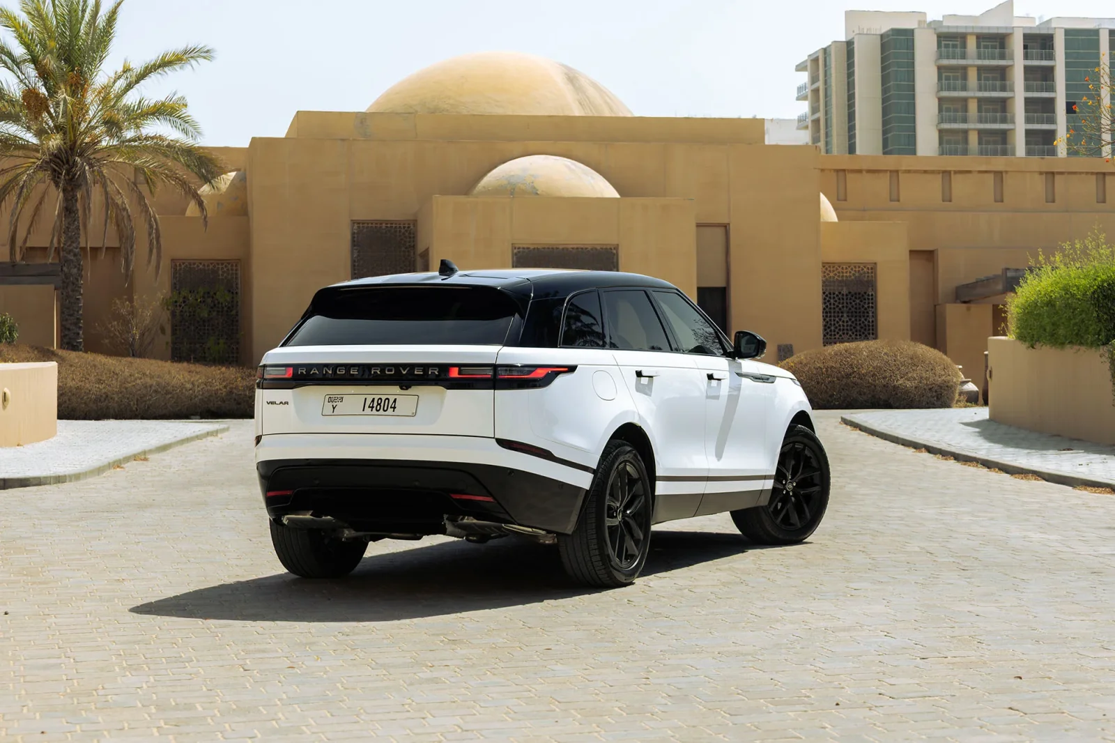 Affitto Land Rover Range Rover Velar  Bianco 2026 in Dubai - 7 