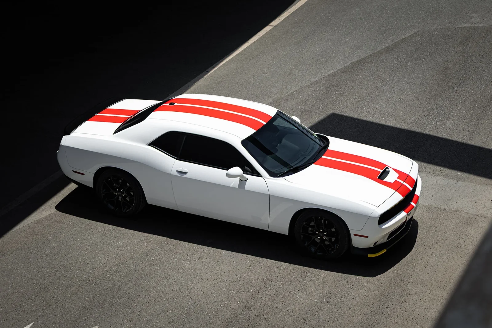 Аренда Dodge Challenger GT Белый 2023 в Дубае - 14 