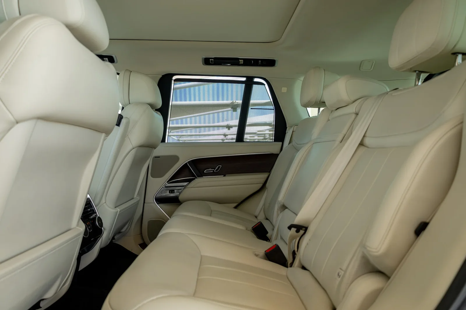 Rent Land Rover Range Rover HSE Black 2023 in Dubai - 6 