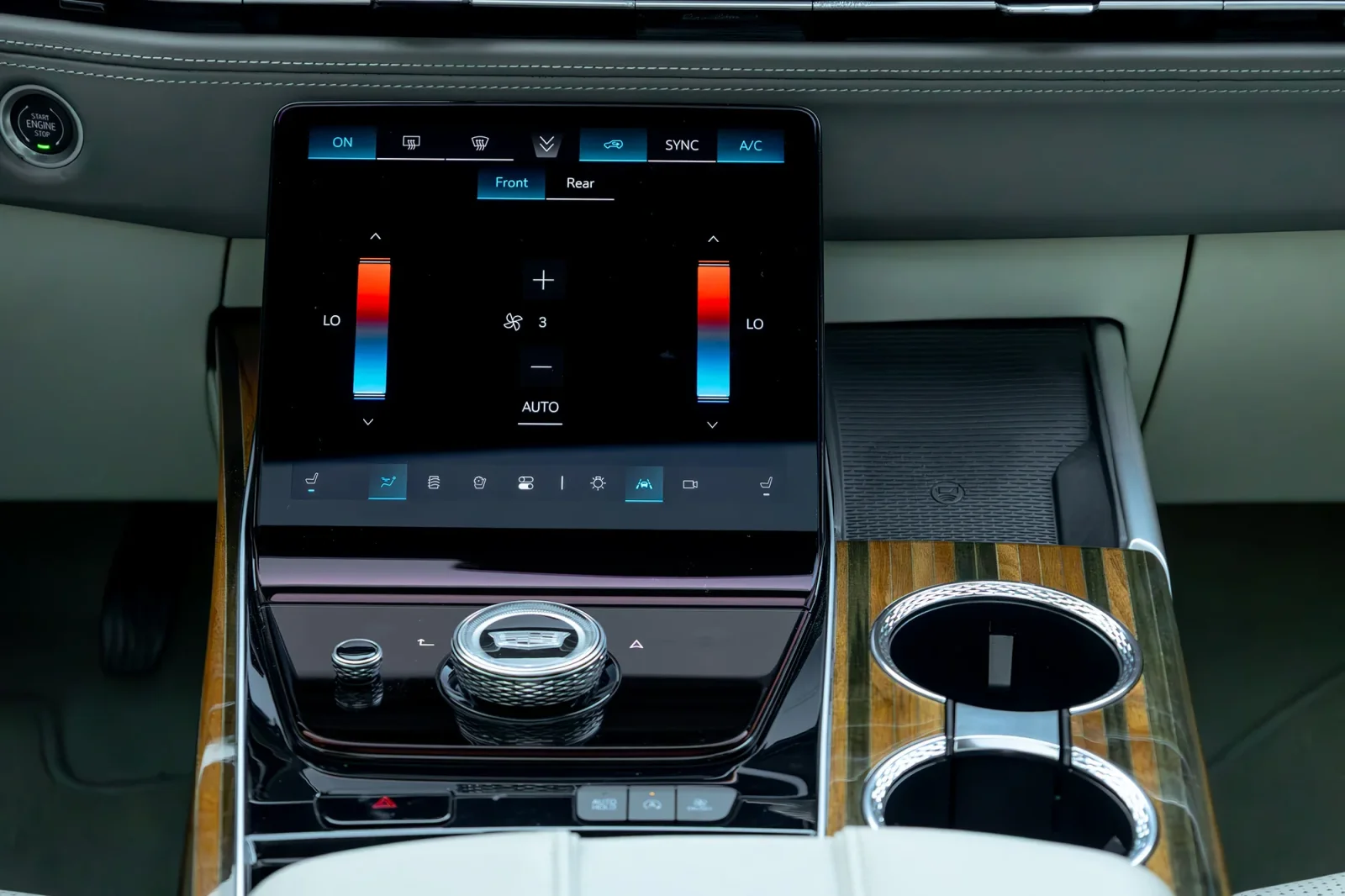 Miete Cadillac Escalade  Schwarz 2025 in der Dubai - 5 