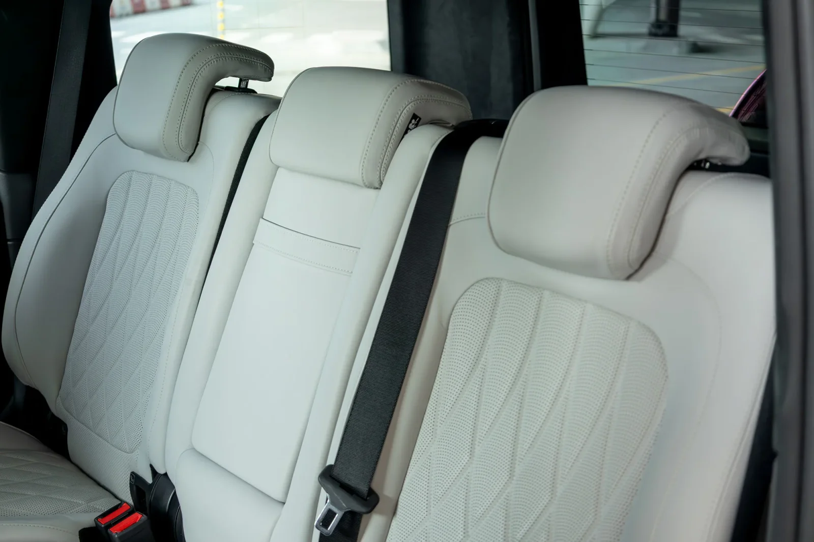 Miete Mercedes-Benz G-Class 63 AMG Grau 2025 in der Dubai - 5 