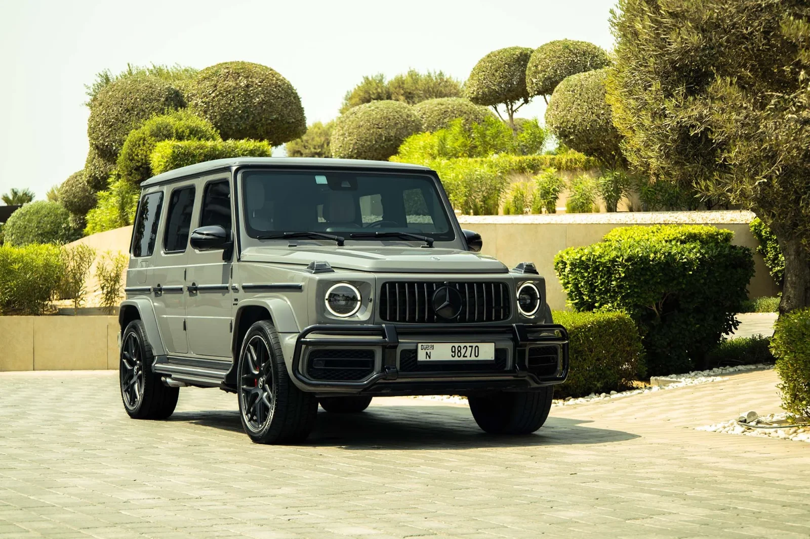 Miete Mercedes-Benz G-Class 63 AMG Grau 2025 in der Dubai - 8 