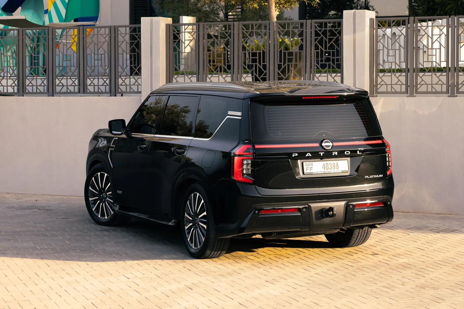 Affitto Nissan Patrol LE Nero 2026 in Dubai - 19 