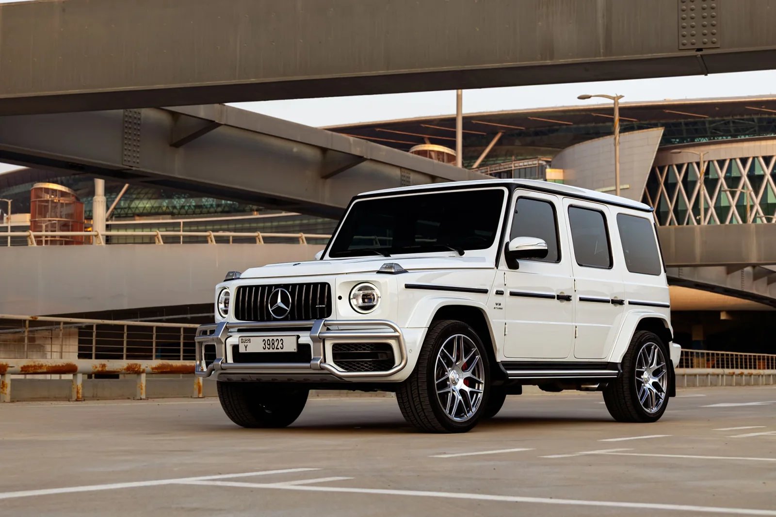 Noleggio Mercedes-Benz G-Class 63 AMG Bianco 2022 a Dubai - 2 