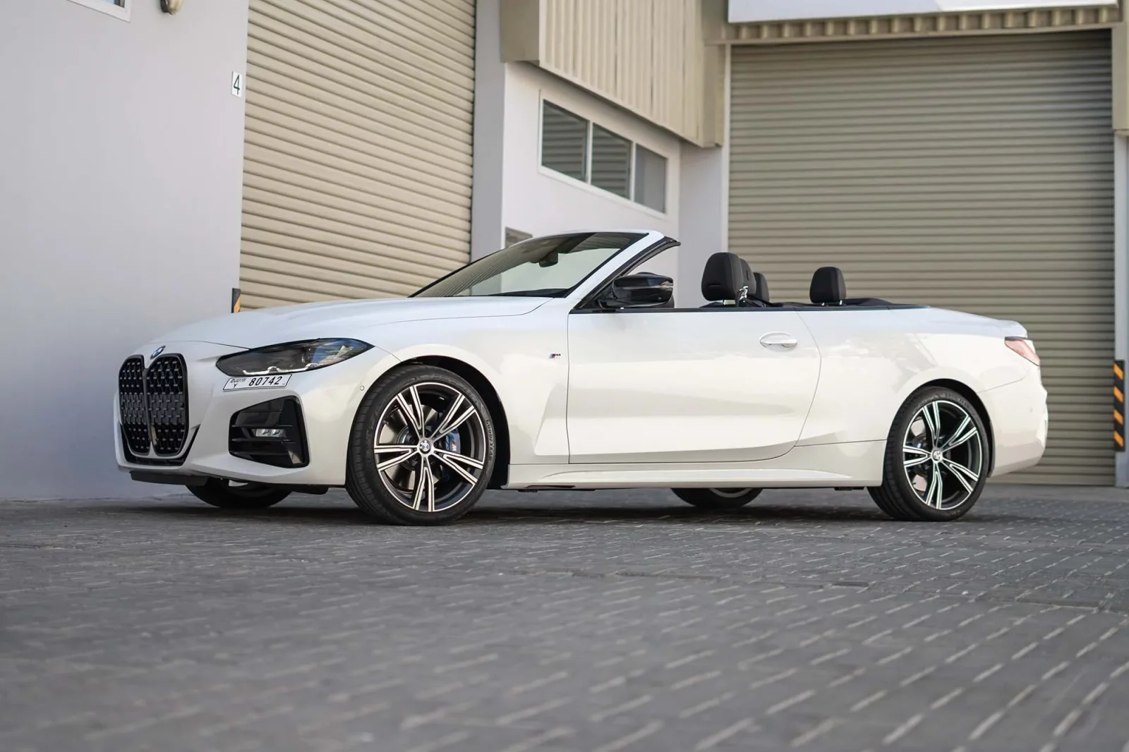 Аренда BMW 4-Series 430i Белый 2022 в Дубае