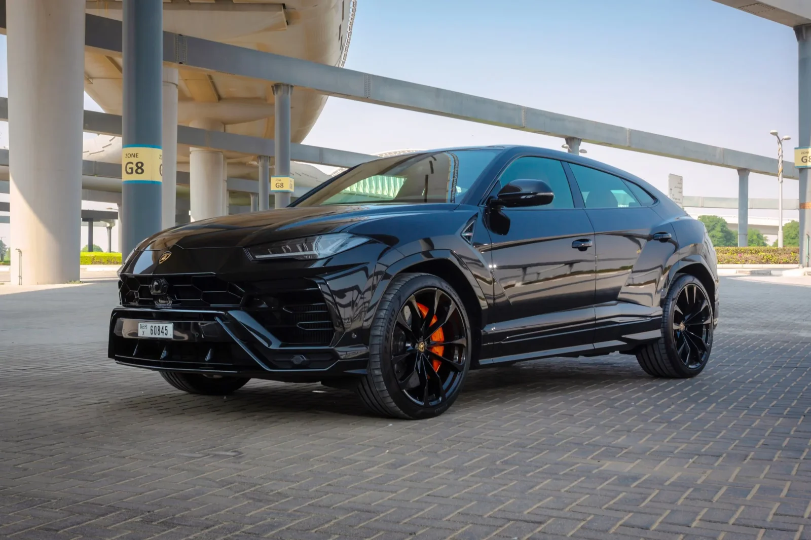 Miete Lamborghini Urus  Schwarz 2020 in der Dubai