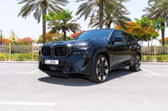 BMW XM Negro 2023