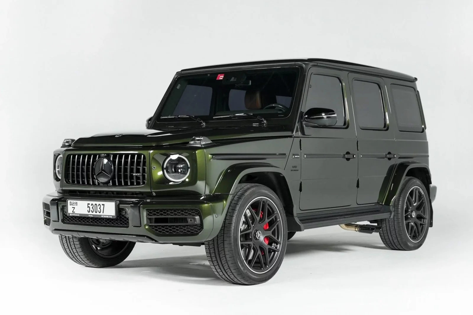 Kiralık Mercedes-Benz G-Class G63 AMG Zeytin 2023 içinde Dubai