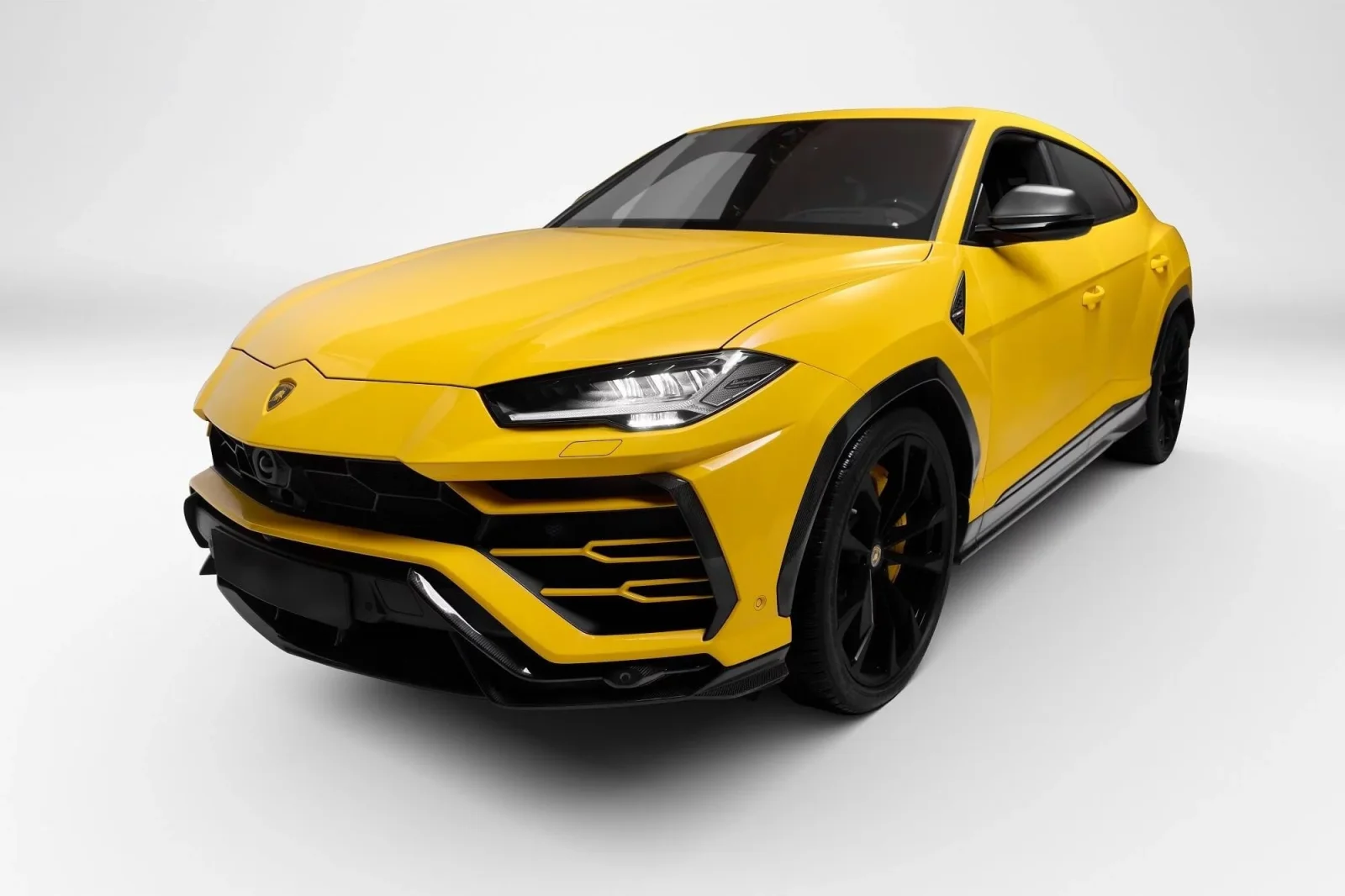 Аренда Lamborghini Urus  Желтый 2019 в Дубае