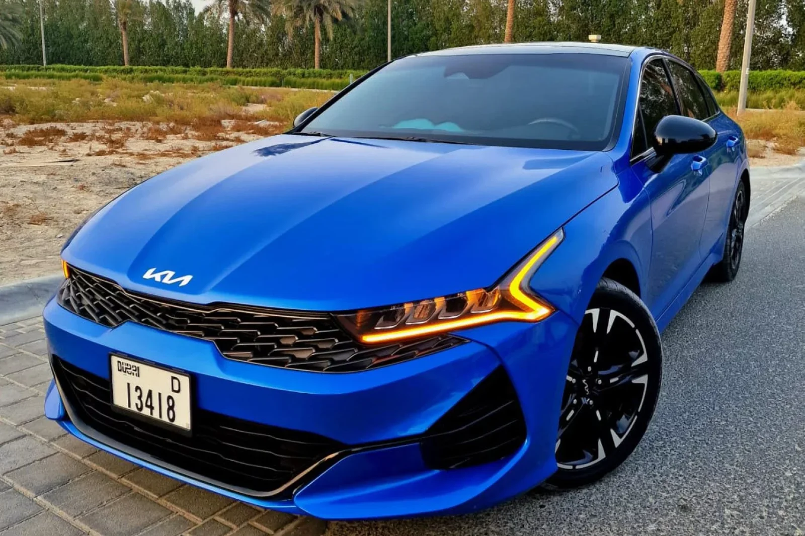 Affitto Kia K5 GT Line Blu 2022 in Dubai