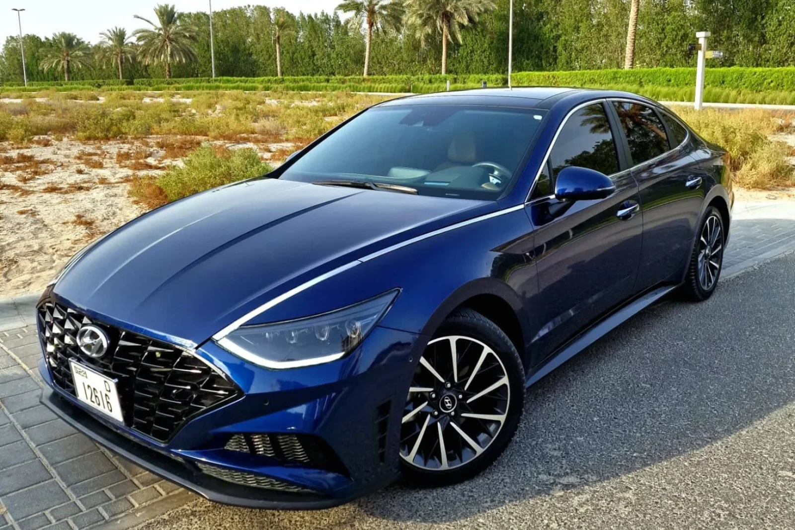 Kiralık Hyundai Sonata  Mavi 2021 içinde Dubai