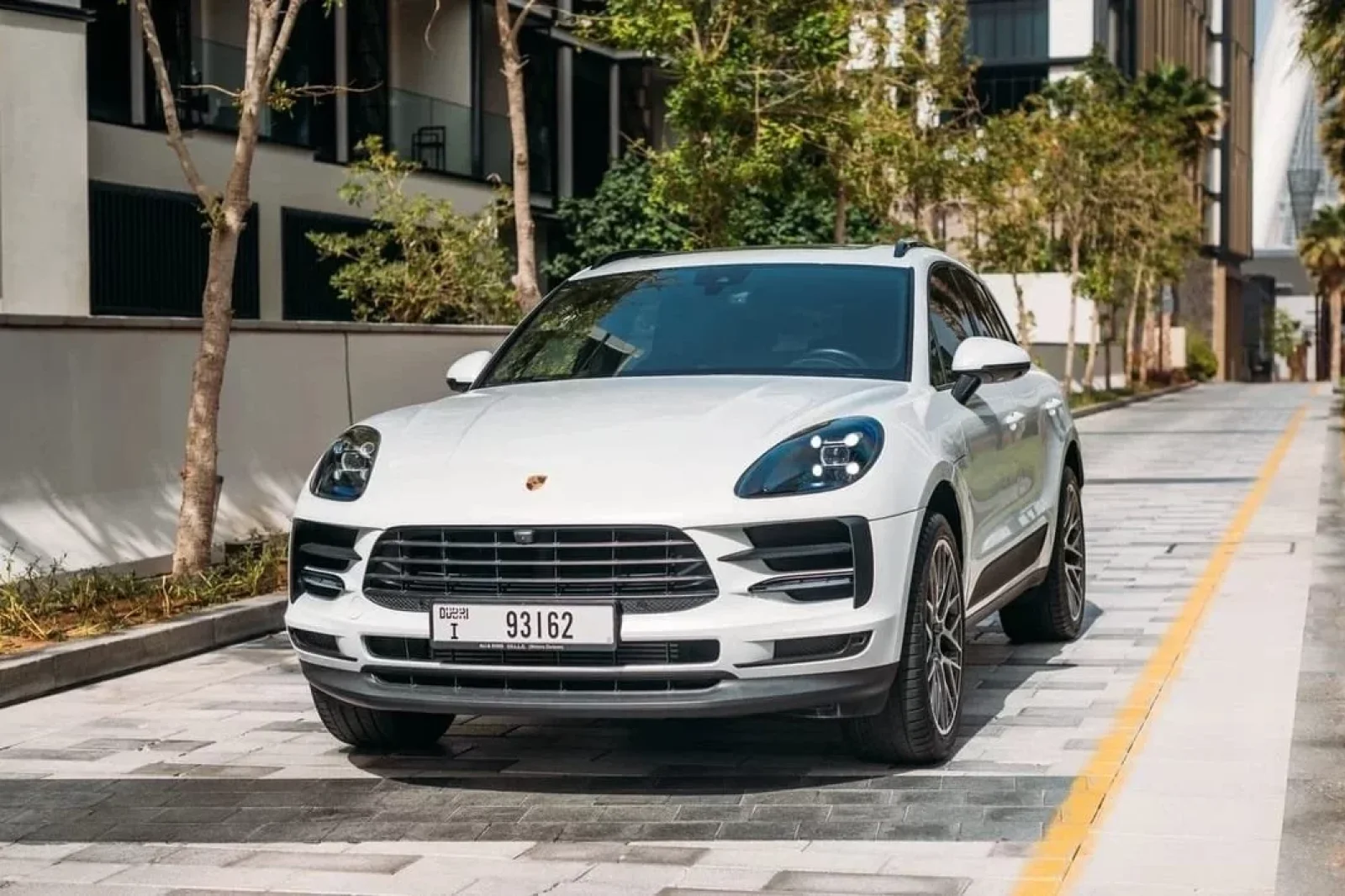 Loyer Porsche Macan  Blanc 2022 en Dubai