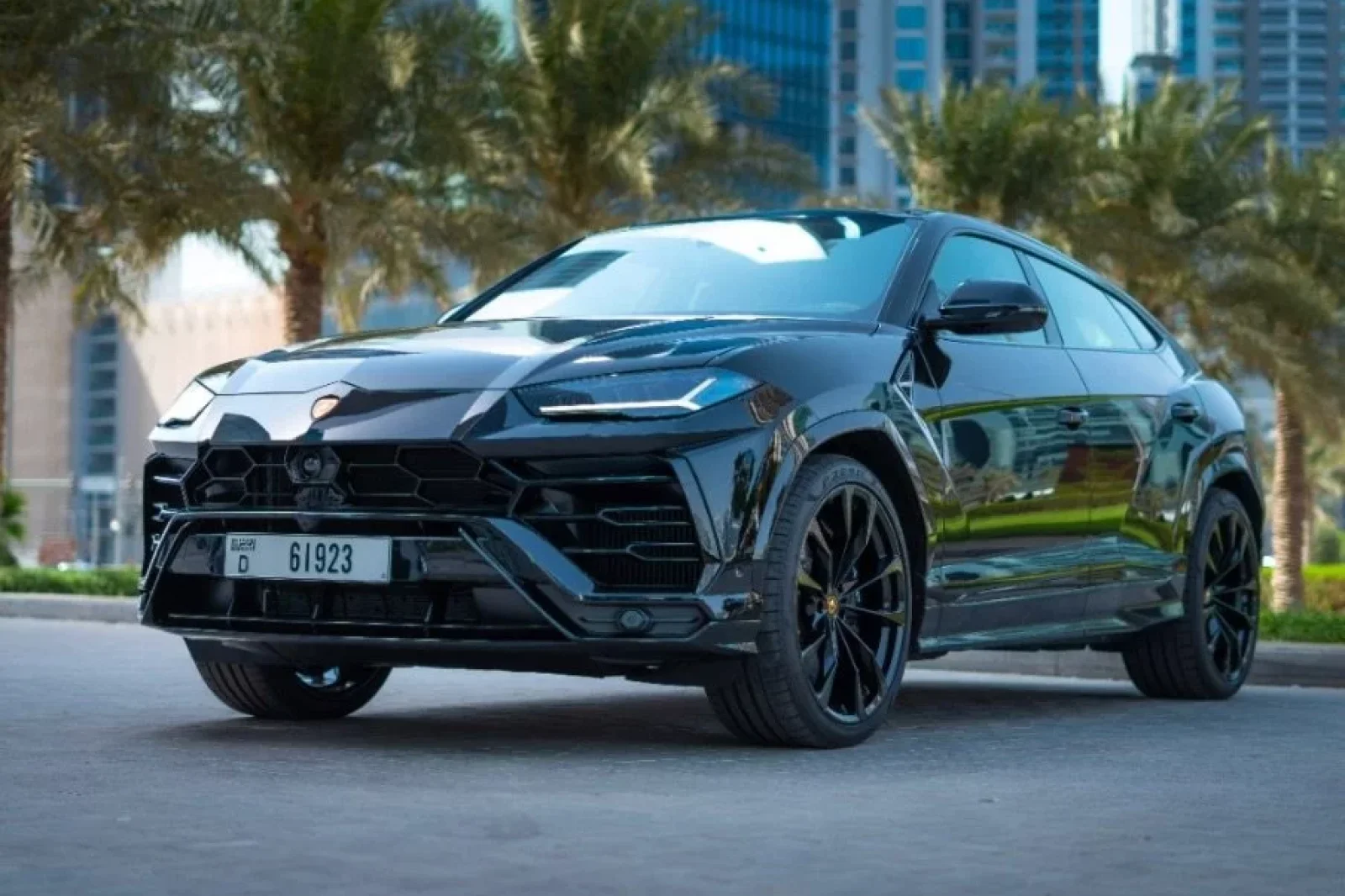 Loyer Lamborghini Urus  Noir 2022 en Dubai