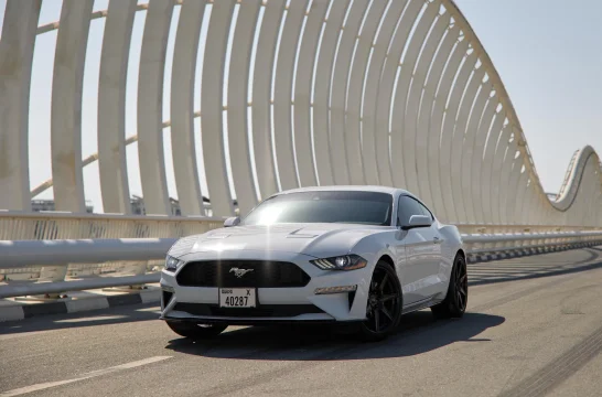 Ford Mustang Blanc 2021