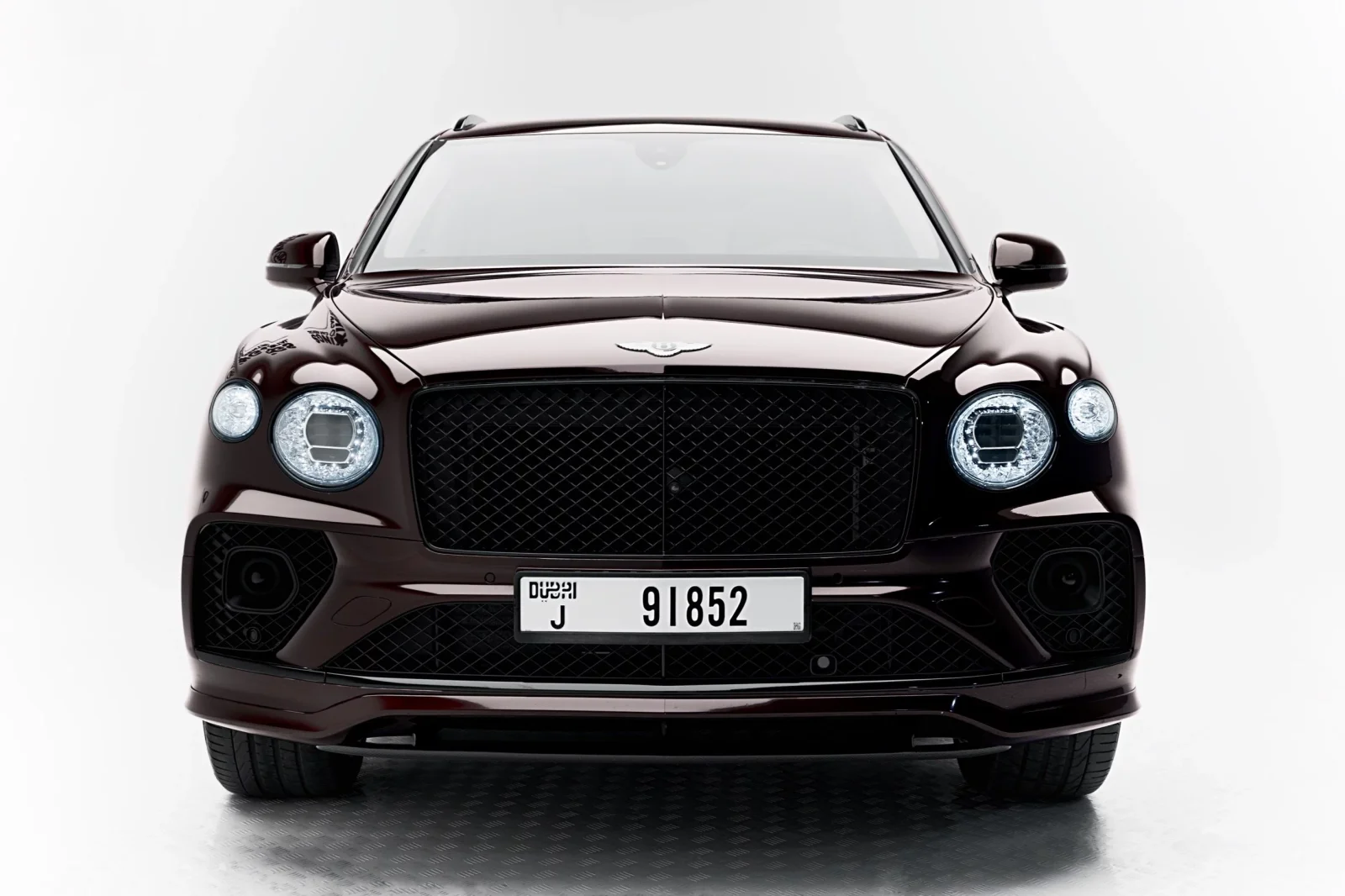 Miete Bentley Bentayga  Braun 2022 in der Dubai