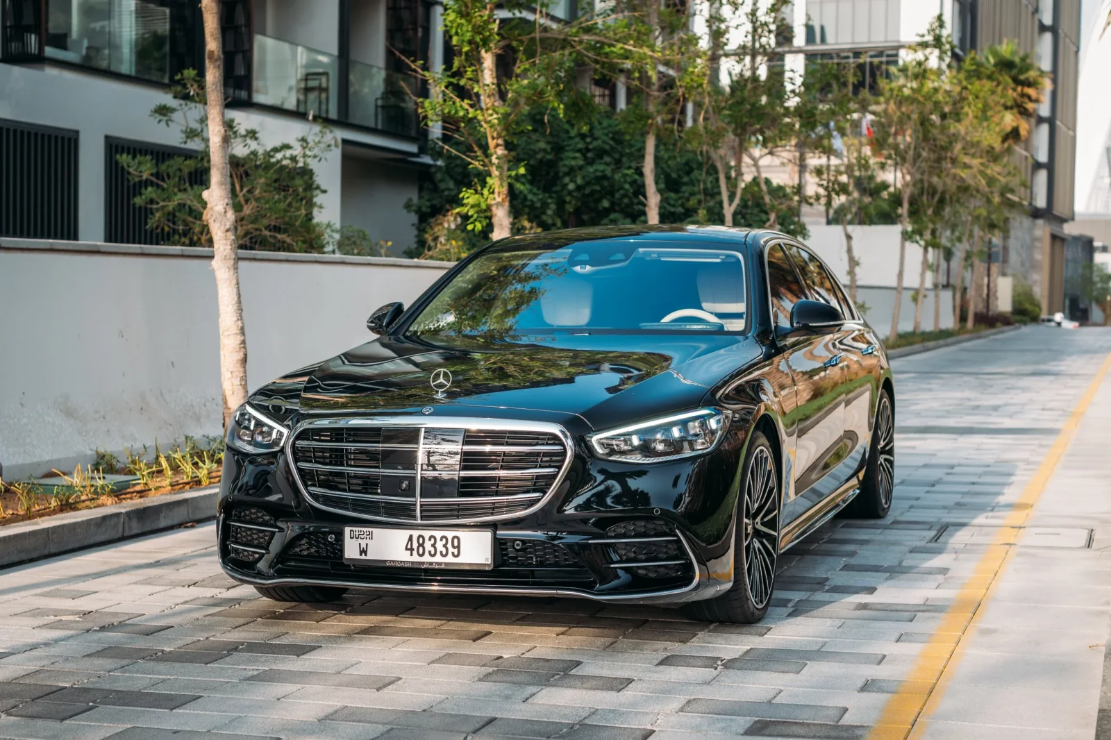 Kiralık Mercedes-Benz S-Class S500 Siyah 2022 içinde Dubai