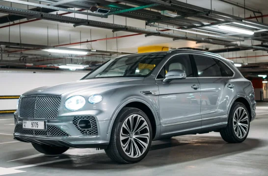 Bentley Bentayga V8 Серебряный 2021