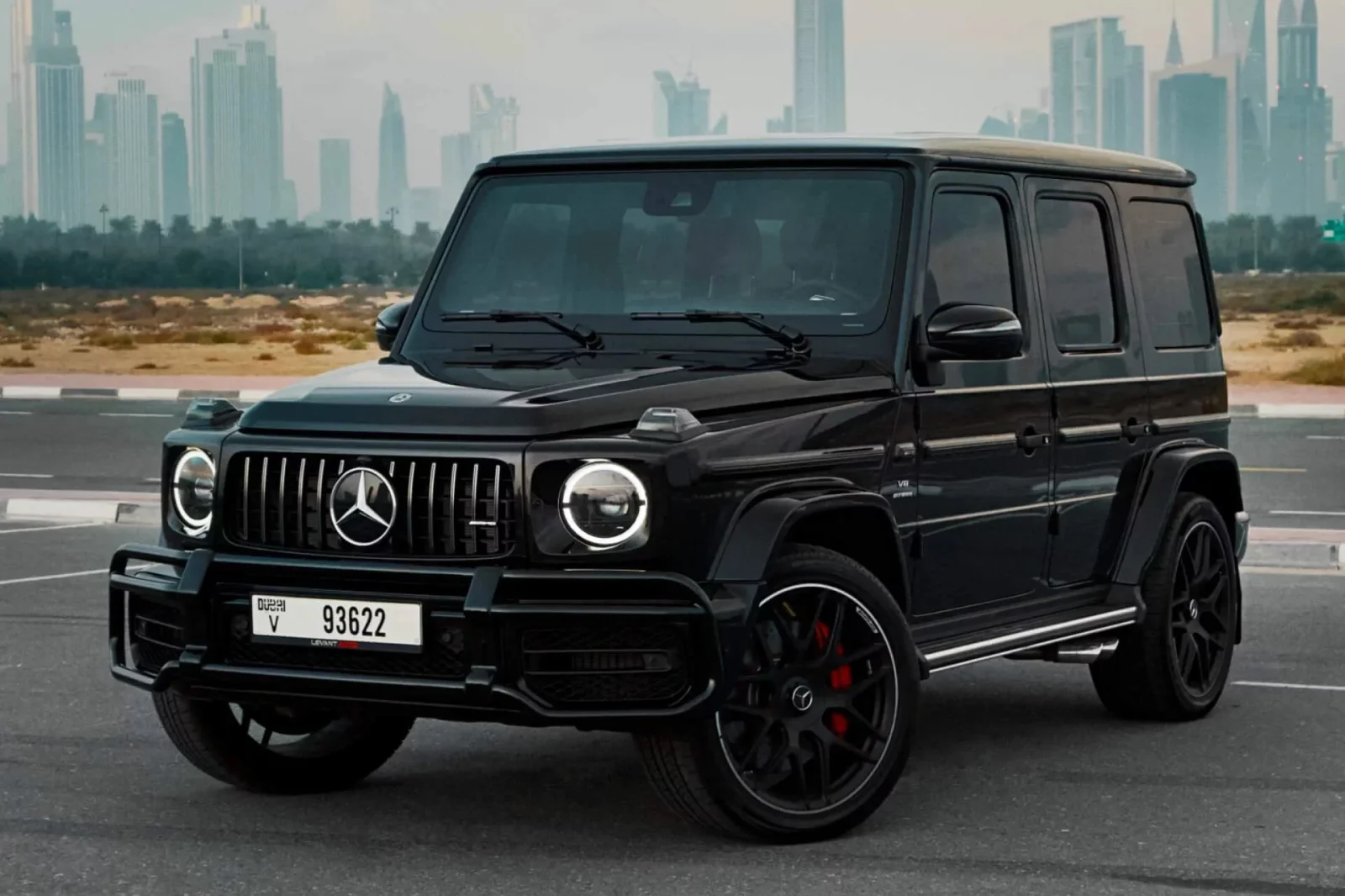 Kiralık Mercedes-Benz G-Class G63 AMG Siyah 2023 içinde Dubai