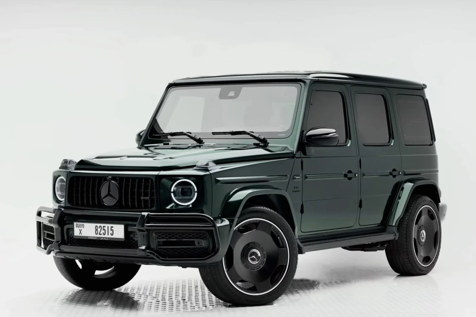 Kiralık Mercedes-Benz G-Class G63 Yeşil 2020 içinde Dubai