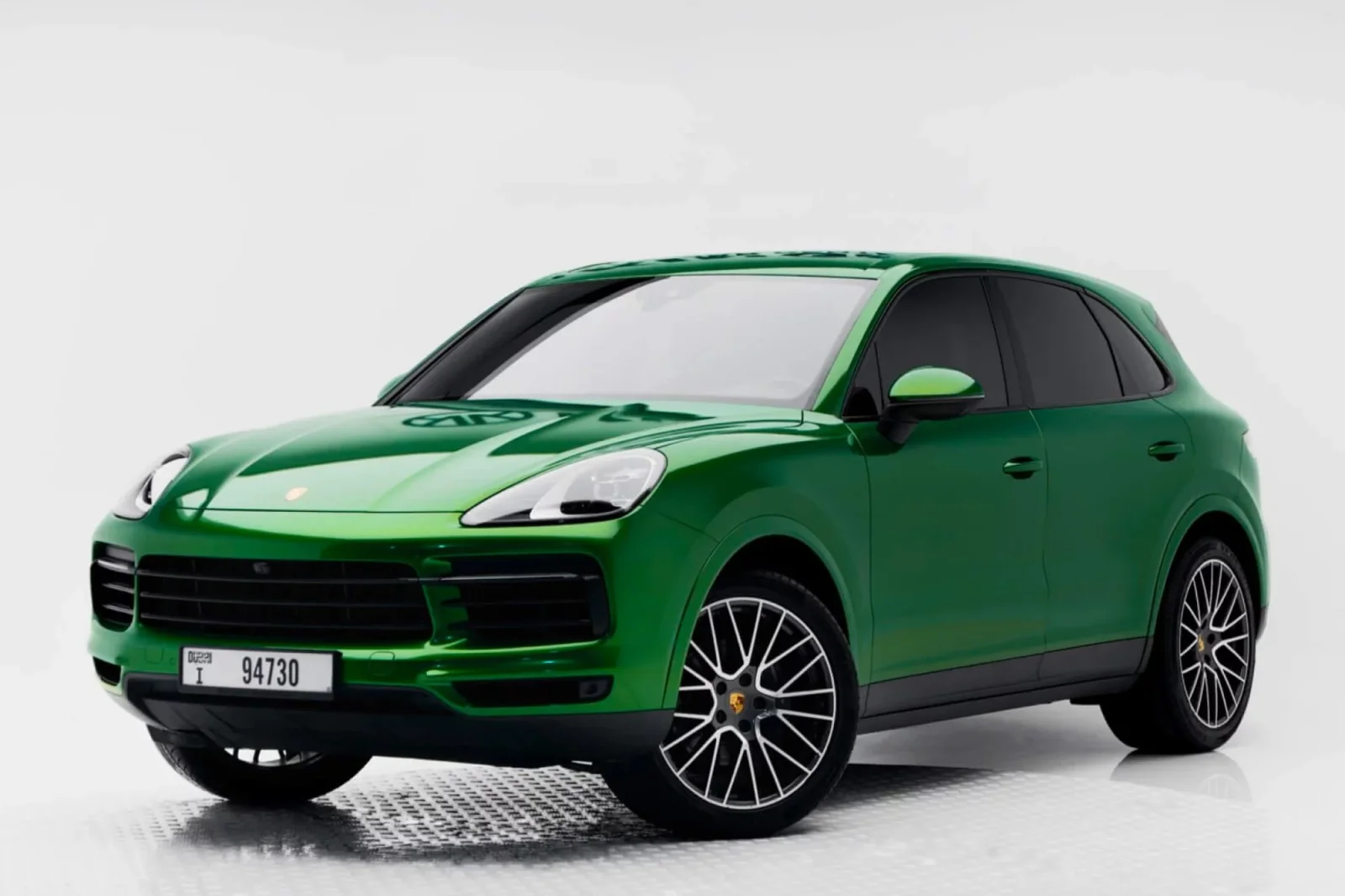 Loyer Porsche Cayenne  Vert 2021 en Dubai