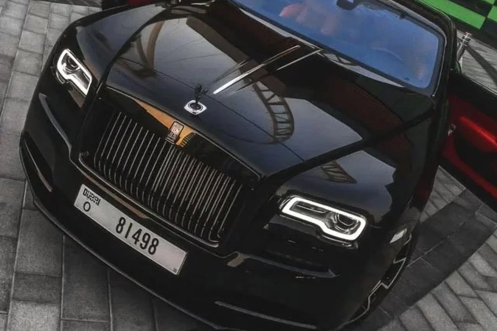 Miete Rolls-Royce Wraith Black Badge Schwarz 2021 in der Dubai