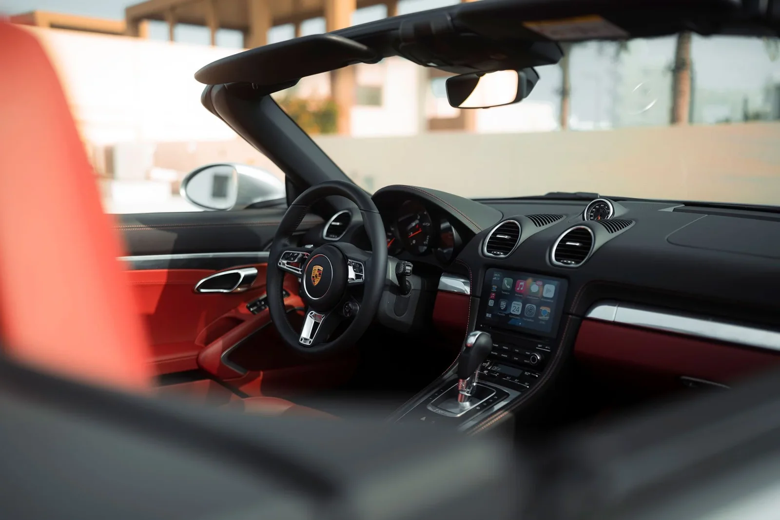 Huren Porsche Boxster GTS Grijs 2021 in Dubai - 7 