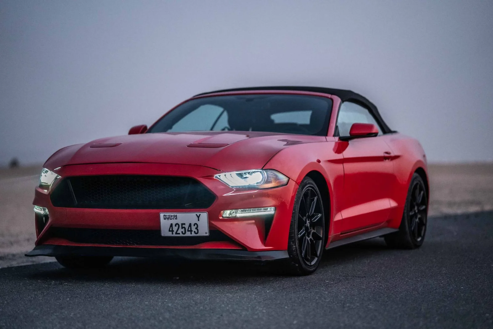 Miete Ford Mustang GT Rot 2020 in der Dubai