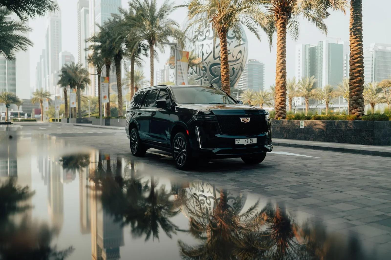 Kiralık Cadillac Escalade  Siyah 2023 içinde Dubai