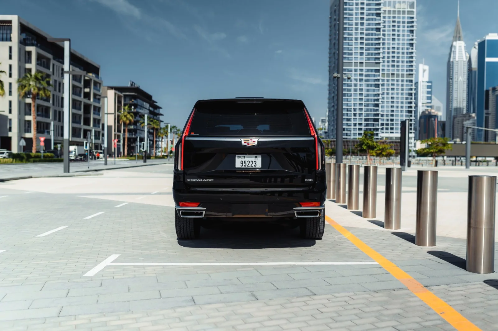 Huren Cadillac Escalade  Zwart 2021 in Dubai - 8 