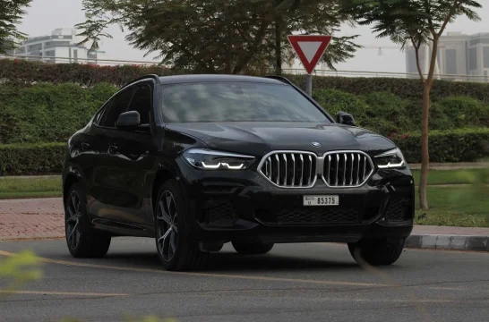 BMW X6 Schwarz 2022