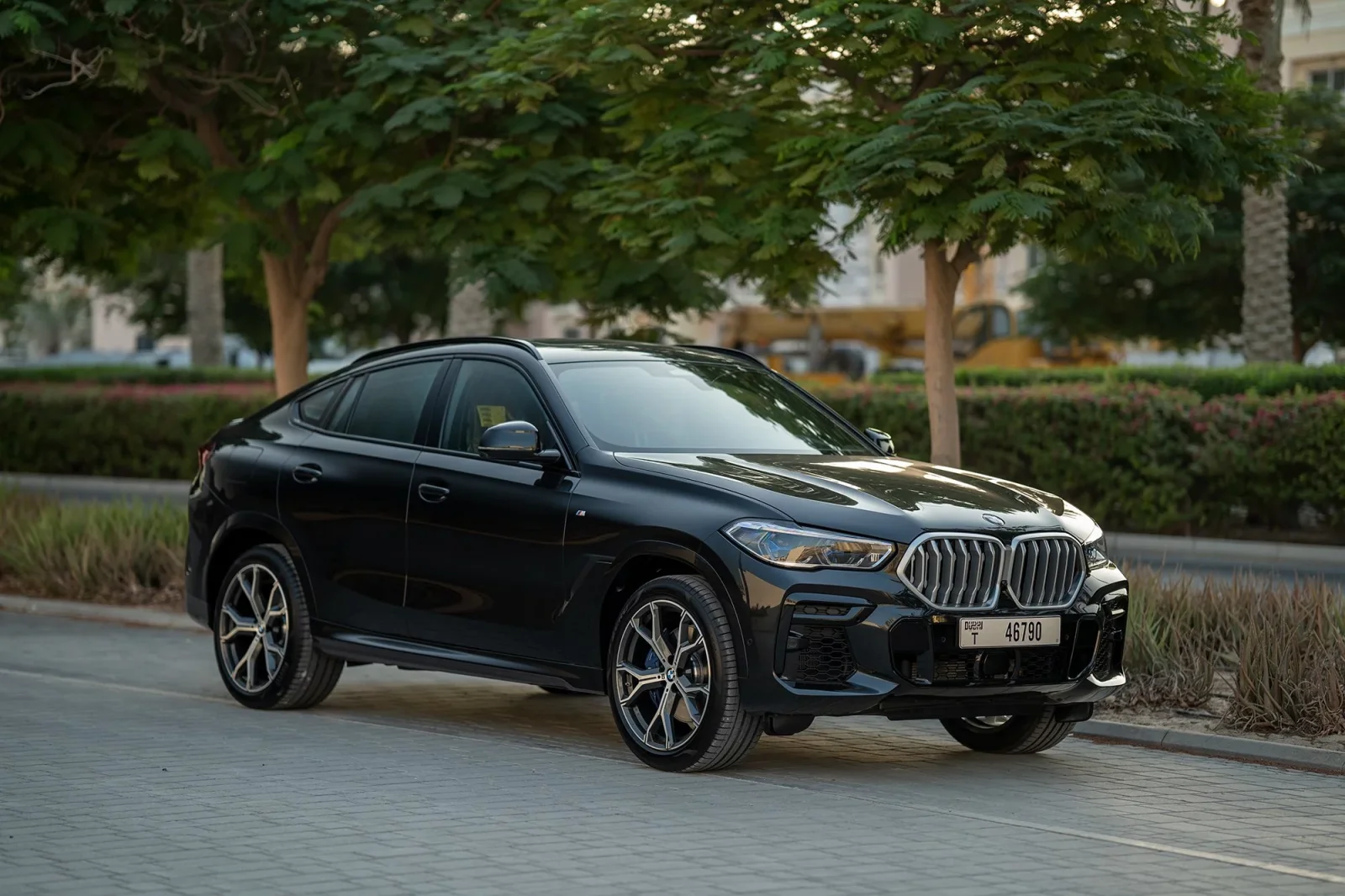 Loyer BMW X6  Noir 2022 en Dubai