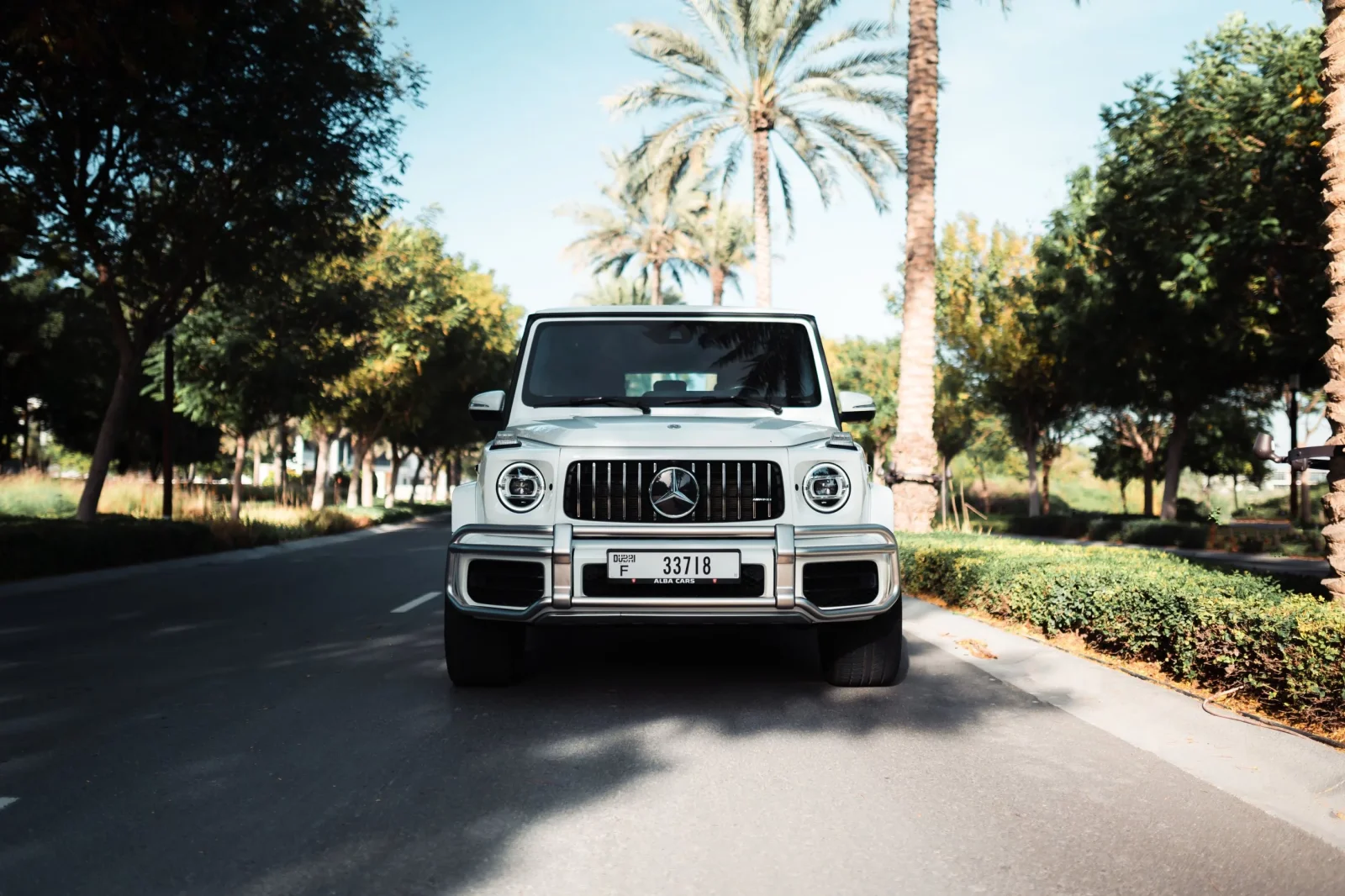 Alquiler Mercedes-Benz G-Class G63 AMG Blanco 2021 en Dubái