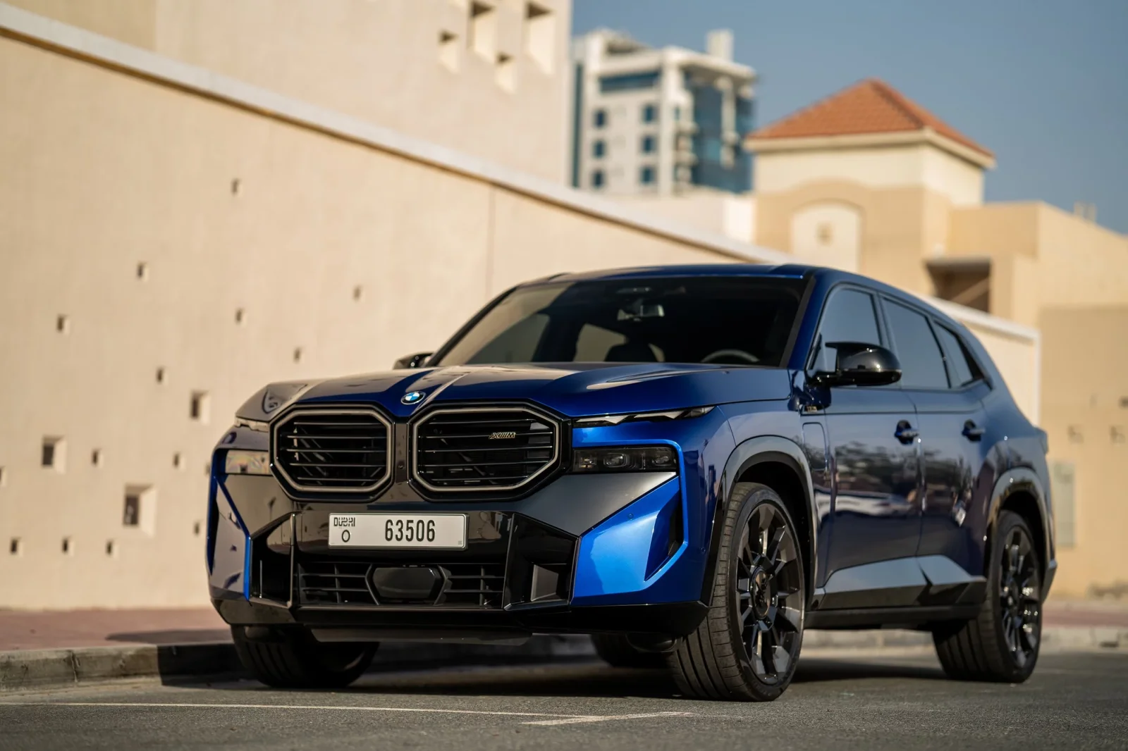 Affitto BMW XM  Blu 2023 in Dubai