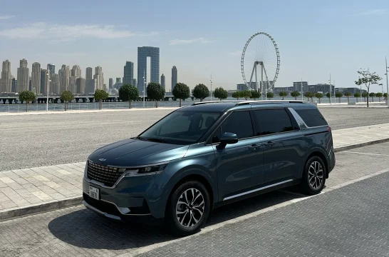 Kia Carnival Azul 2023