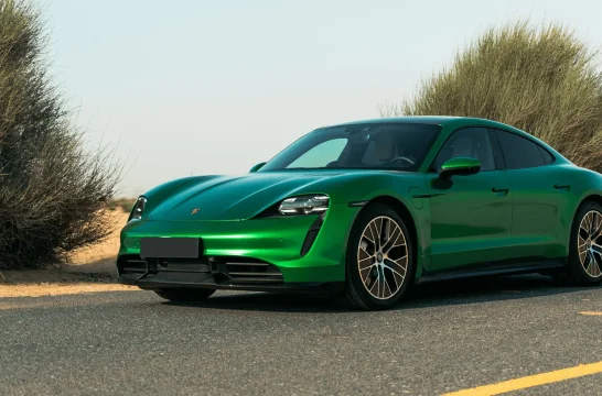 Porsche Taycan Turbo S Verde 2021