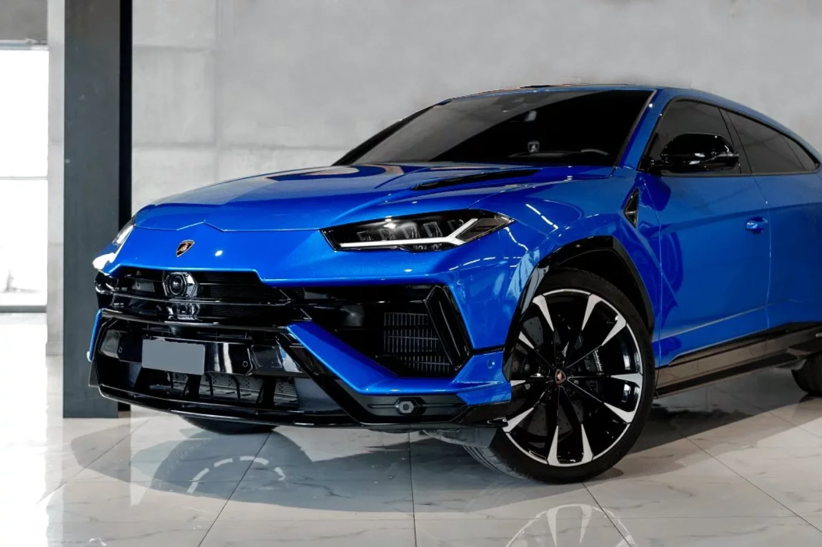 Kiralık Lamborghini Urus S Mavi 2023 içinde Dubai