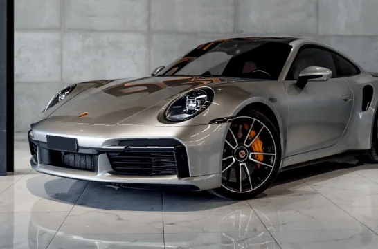 Porsche 911 Turbo S Серебряный 2022