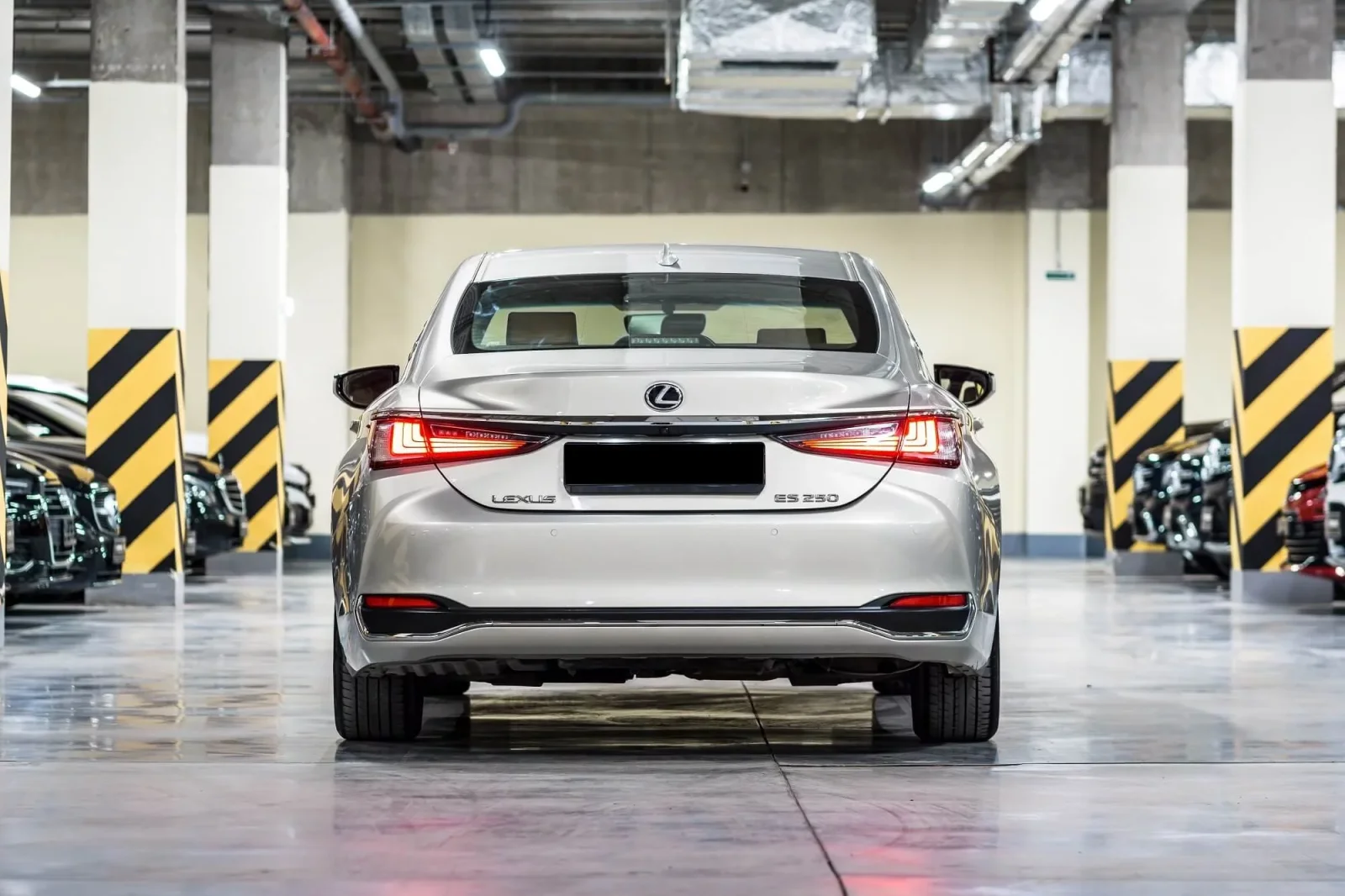 Аренда Lexus ES250  Серебряный 2021 в Дубае - 4 