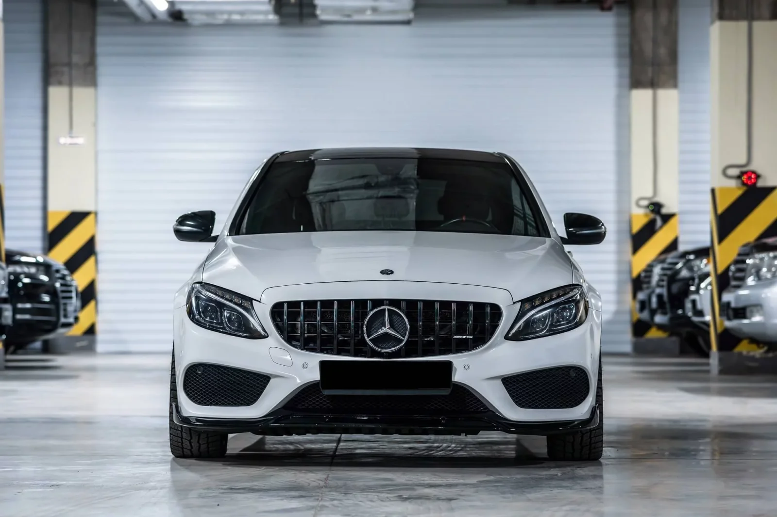 Аренда Mercedes-Benz C-Class C43 AMG Белый 2021 в Дубае - 2 