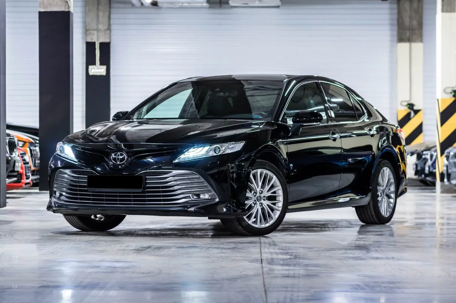 Loyer Toyota Camry  Noir 2021 en Dubai