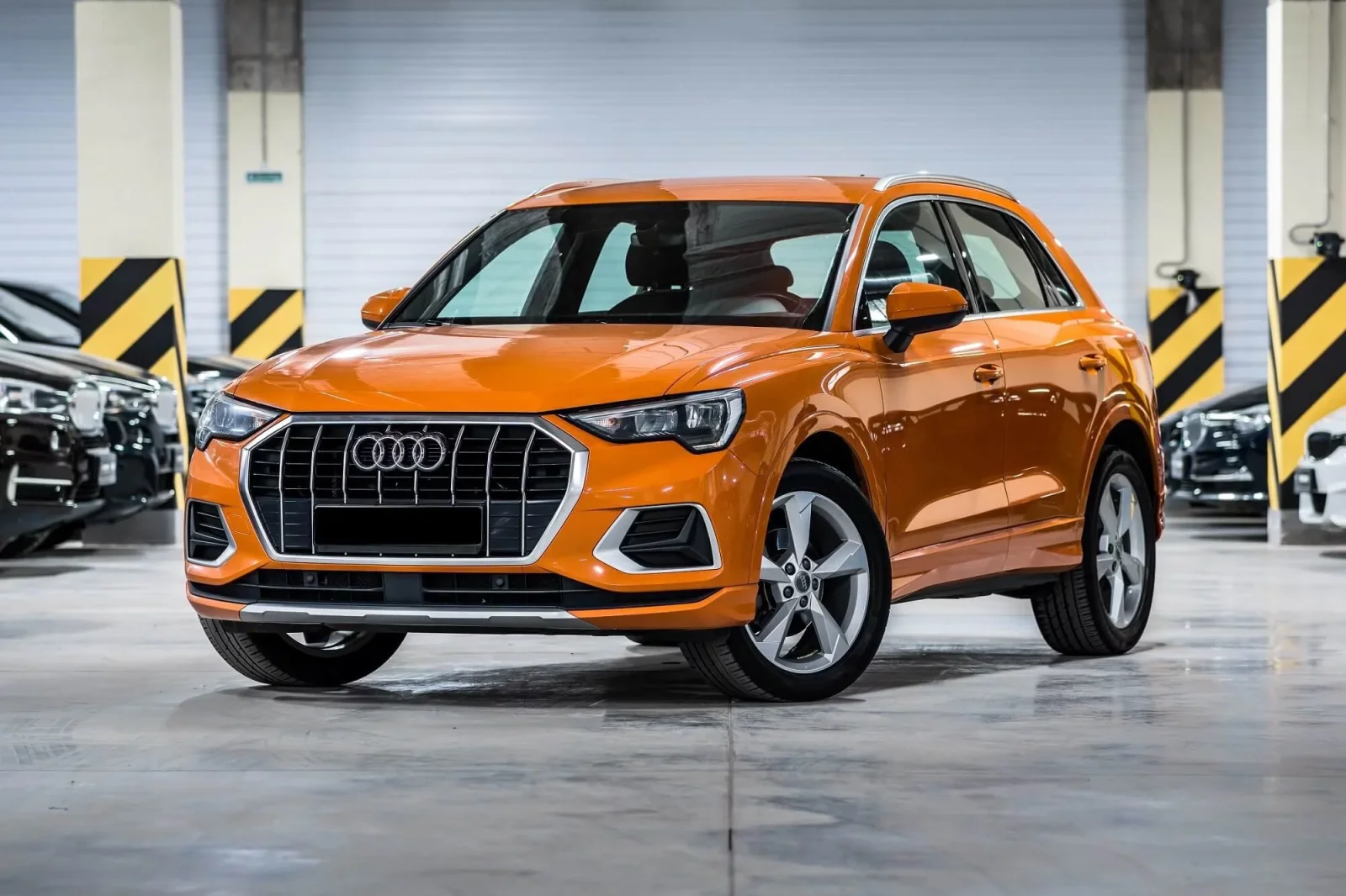 Kiralık Audi Q3  Turuncu 2022 içinde Dubai