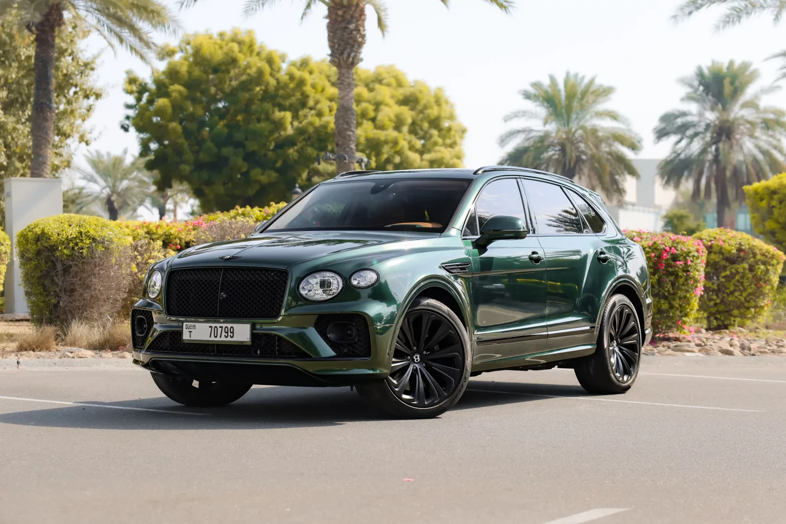 Loyer Bentley Bentayga  Vert 2021 en Dubai