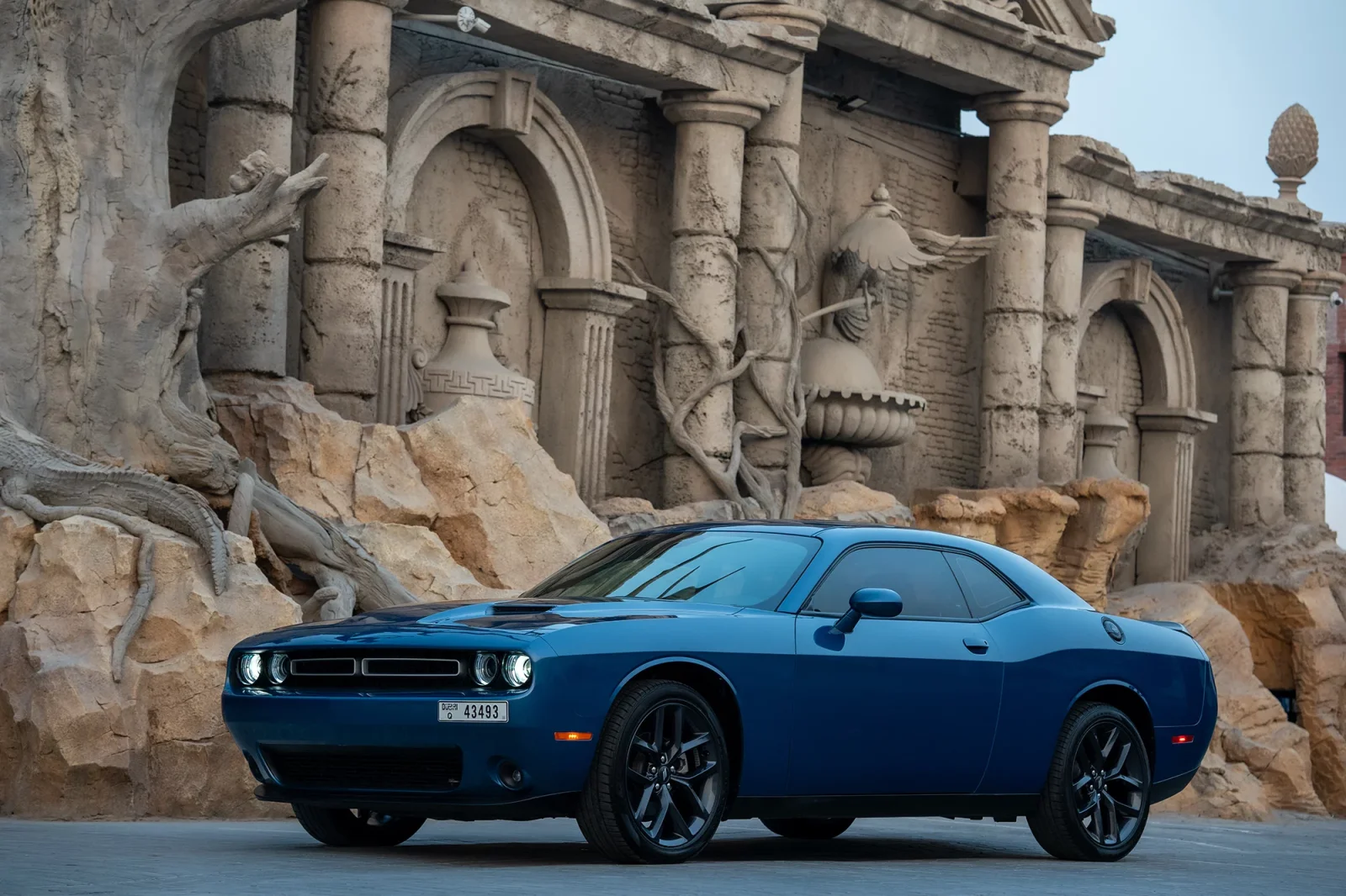 Loyer Dodge Challenger  Bleu 2022 en Dubai